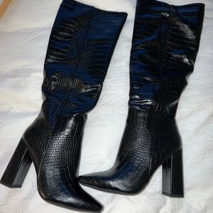 SIMMI pleather croc boots, never worn! BLACK